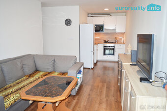 Pronájem, byt 2+kk/L, 40 m2, ul. V Zátiší, Kralupy nad Vltav - 4
