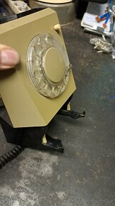 Telefoní přístroj na zeď - 4