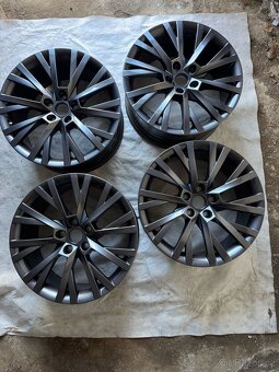 Nové alu kola originál škoda ANTARES R18 5x112 - 4
