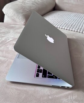 Apple MacBook Air 13” Intel i5, 8GB Ram, 128gb SSD, Top stav - 4