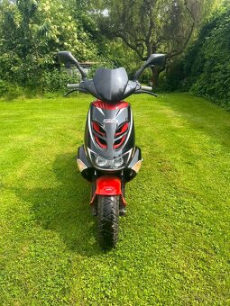 Aprilia sr 50 skútr - 4