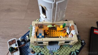LEGO Ideas 21335 Motorizovaný maják - 4