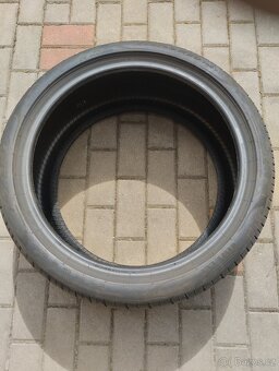 Pirelli 275/35 R20 DOT3723 - 4