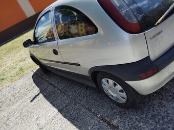 Opel Corsa - 4
