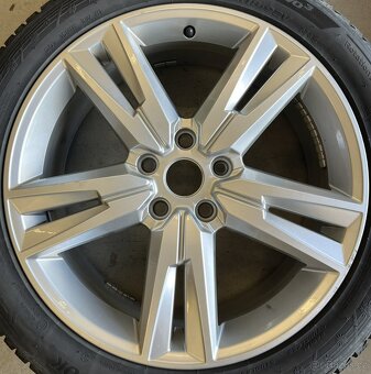 4 ks Originálních alu kol Seat 7Jx18 ET45 5x112 BEZ PNEU - 4
