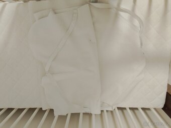 Postýlka a komoda - 4