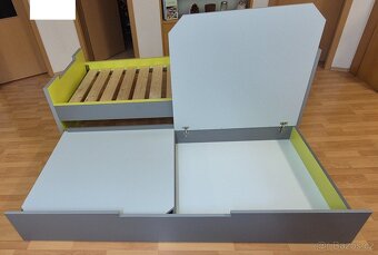 Rozkládací postel + noční stolek - 4