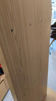 Prodejní stojan + stolek + 2x police - 4