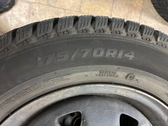 Zimní pneu Hyundai i20 + plechový disk, cena za 1 ks - 4