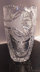 nádherná broušená váza - 4