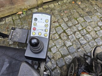 Invalidní vozík elektrický - 4