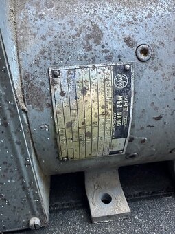 Tachodynamo s elektromotorem - 4