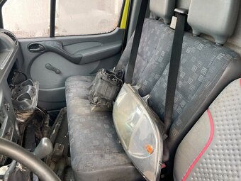 Mercedes benz sprinter - 4