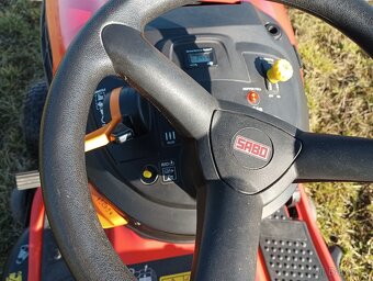 Zahradní traktor John Deeer - Sabo 107H - 4