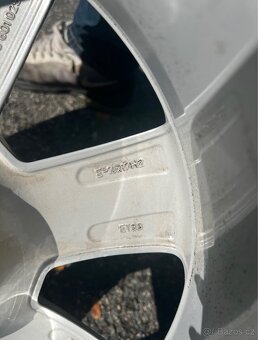5x112 R17 nové pneu - 4