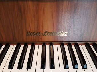 Německé pianino Uebel & Lechleiter. - 4