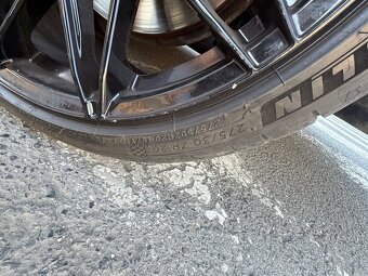 Michelin Pilot Sport 4s 275 /30 ZR 20 - 4