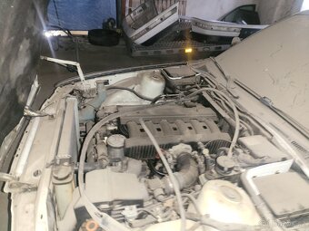 Bmw 520i e34 manuál - 4