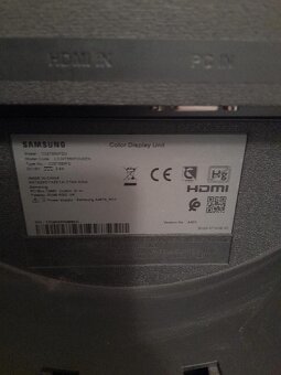 Prodám velký zahnutý monitor - 4