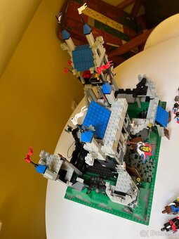 LEGO 6090 – Královský hrad z 90. let Raritní kousek - 4