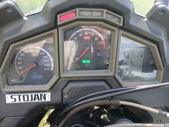 Aprilia caponord etv 1000 - 4