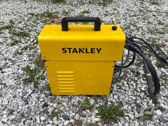 Svářečka Stanley s plněným drátem - 4