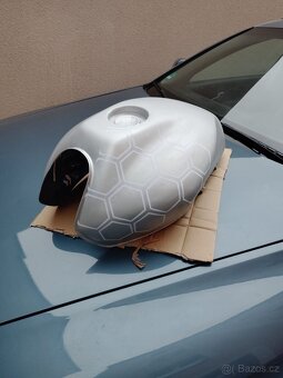 Palivová nádrž Honda CB600F - 4