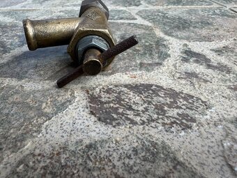 Kohout topení - asi GAZ, Volha , LADA - 4