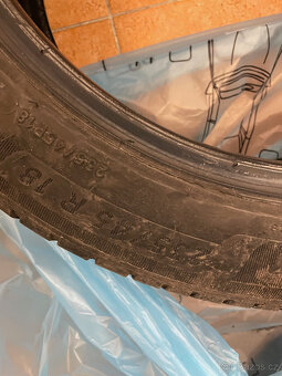 Letní sada Michelin e-Primacy 235/45 R18 pro Tesla Model 3 - 4