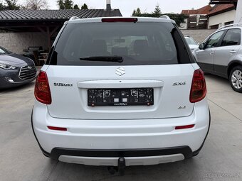 SUZUKI SX4 1.6i 88KW 4X4 BÍLÁ PERLEŤ NAVI TAŽNÉ VYHŘ.SED. - 4