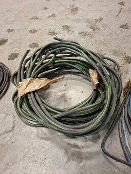 cyky a jističe, vypínače - 4