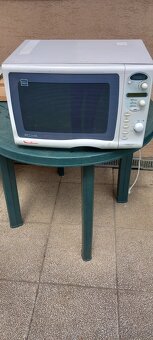 Mikrovlnná trouba s grilem - 4