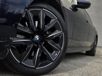 BMW 740d G70 X-Drive - 4