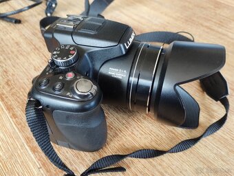 Panasonic DMC-FZ200 - 4
