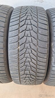 4ks zimní pneu Hankook 225/45 R18 6+mm - 4