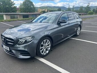 Mercedes E220 W213 AMG NIGHT tažné - 4
