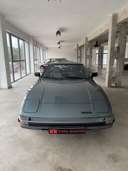 Mazda RX7 - 4