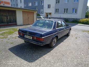 Mercedes 240d W123 - 4