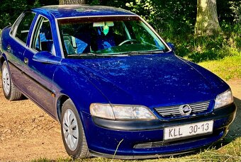 OPEL VECTRA B 1.6 16V - 4