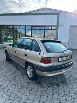 Opel Astra F 1.6 55kw - 4