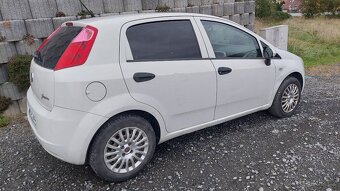 Fiat punto 1.2 benzín rok 2010 - 4