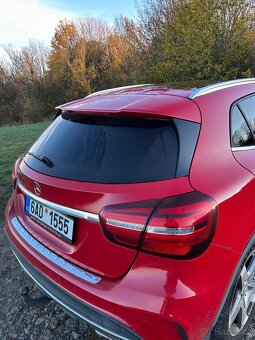 Mercedes Benz GLA 220 D 4x4 AT 130 kw AMG paket - 4