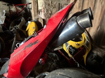 Ladeny vyfuk Mivv pod sedlo na Honda CBR 600RR 1000RR atd. - 4