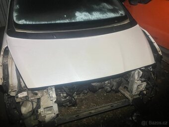 PEUGEOT 5008-1,6HDI-AUTOMAT+DALSI DILY.INFO TEXT. - 4