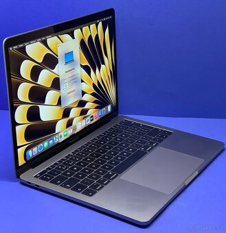 MacBook Pro 13” 2017/16GB RAM/Intel i5/256GB SSD/ Záruka - 4