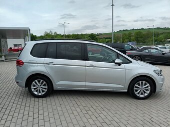 Volkswagen Touran 1,2 Tsi,81kw,SERVISKA,VÝHŘEV - 4