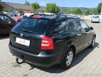 Prodám Škoda Octavia 1.6 i 85 kW Elegance - 4