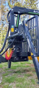 Vyvážečka, vyvážecí vlek, hydraulická ruka, jeřáb - 4