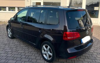 Volkswagen Touran Life 7mist 2.0l diesel model 2014 Navi - 4