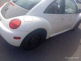 VW Beetle 2.0 i - 4